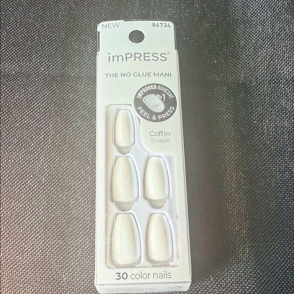 imPRESS No Glue Coffin Nails in Cream